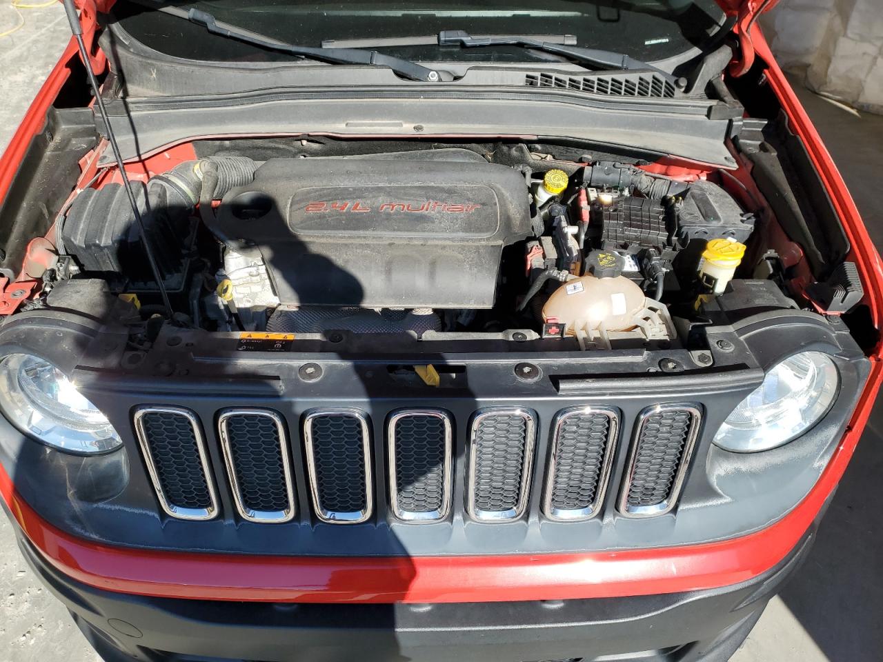 2017 Jeep Renegade - Image 14