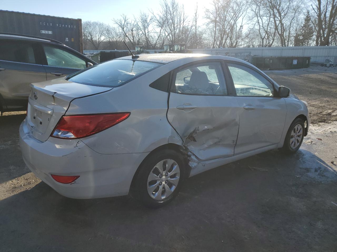 2016 Hyundai Accent - Image 3