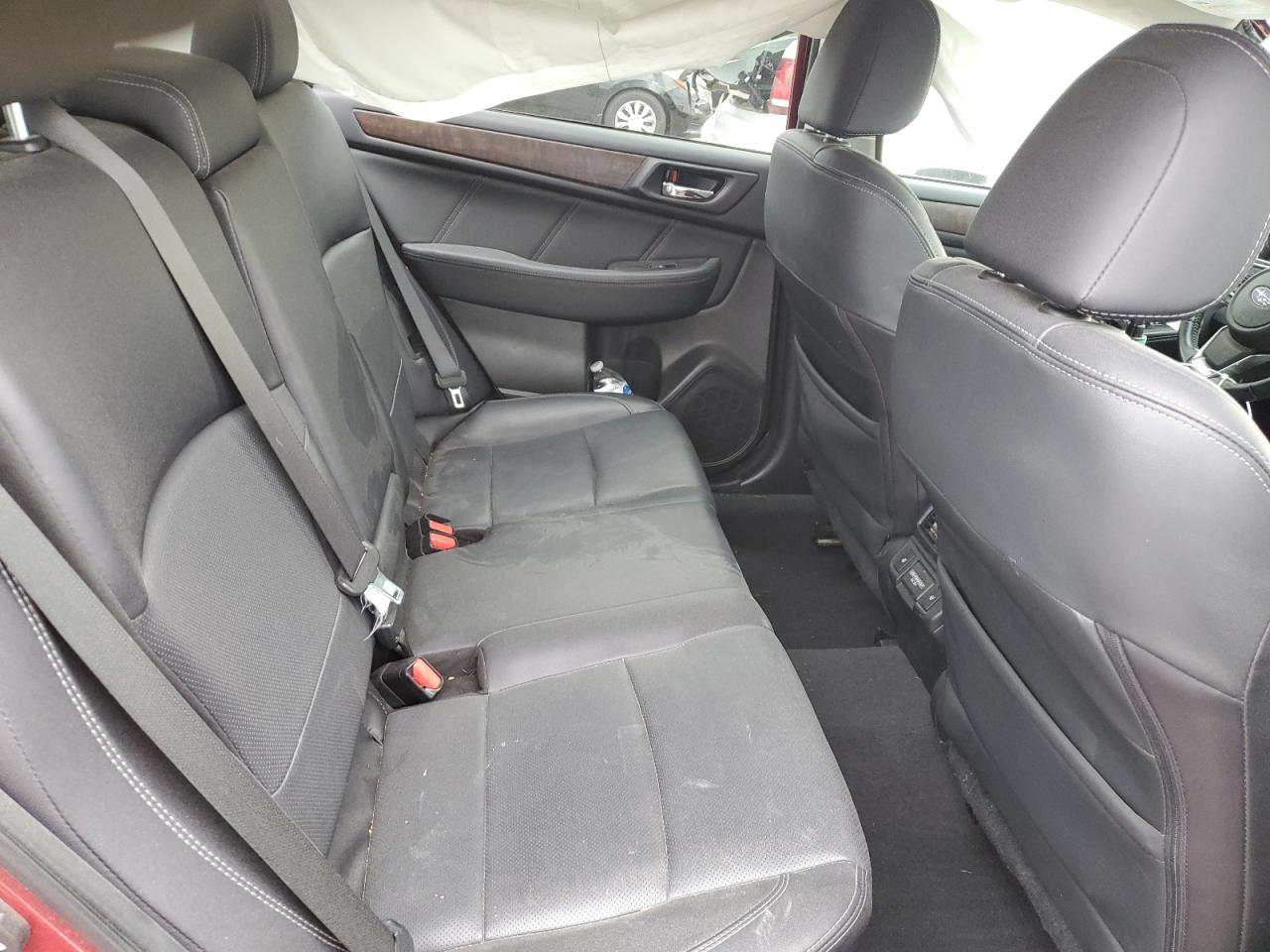 2018 Subaru Outback - Image 11
