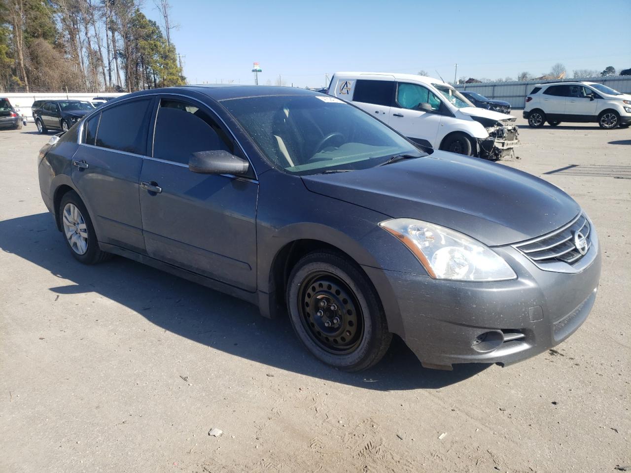 2010 Nissan Altima - Image 4
