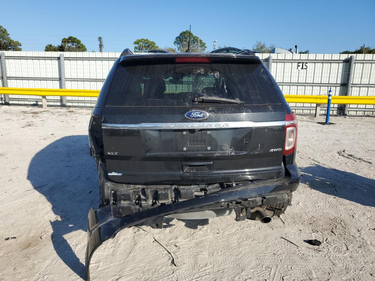 2015 Ford Explorer - Image 6