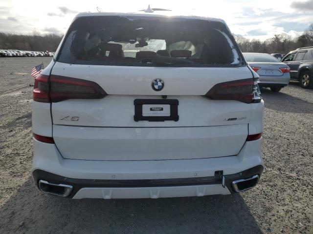  BMW X5 2022 Biały
