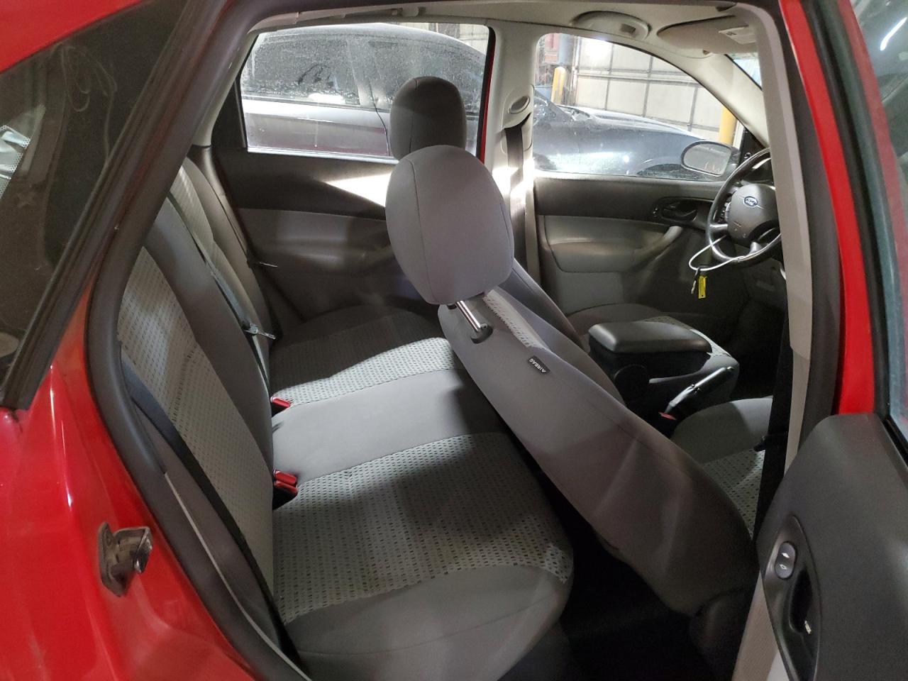 2006 Ford Focus - Image 10