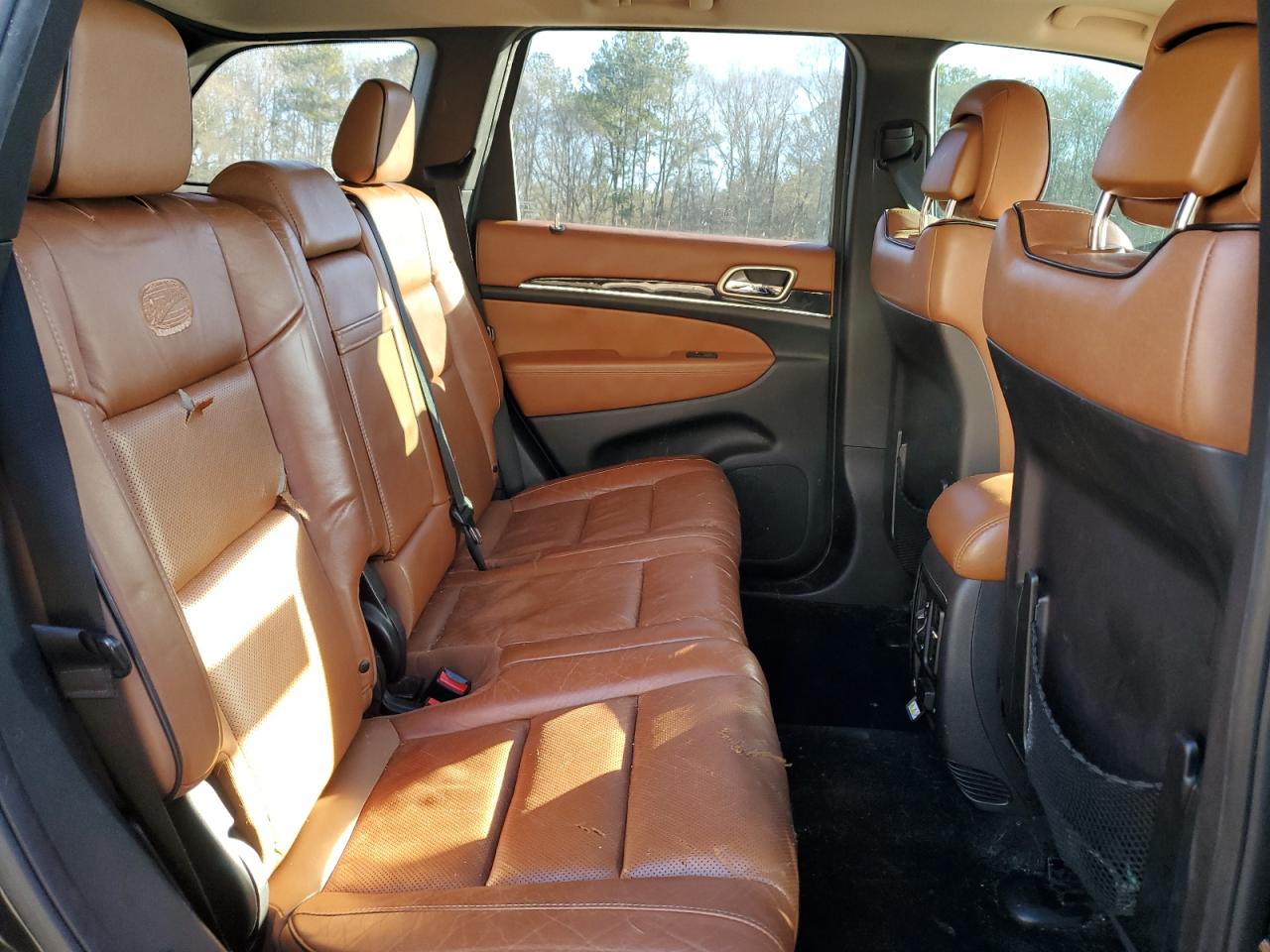 2012 Jeep Grand Cherokee - Image 11