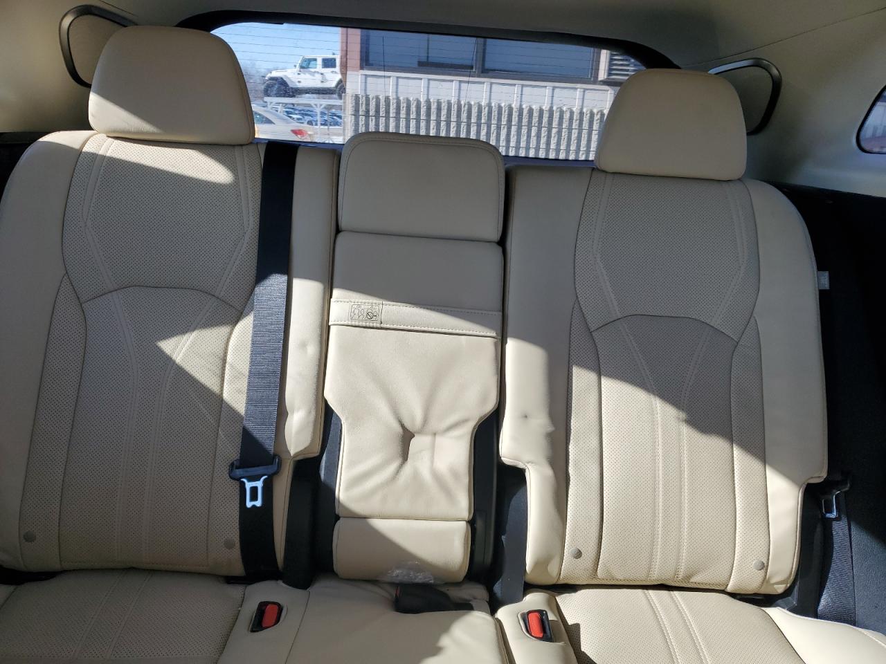 2022 Lexus RX - Image 10