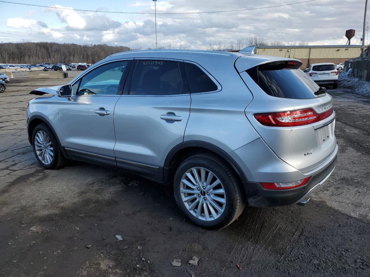 2019 Lincoln MKZ - Image 2