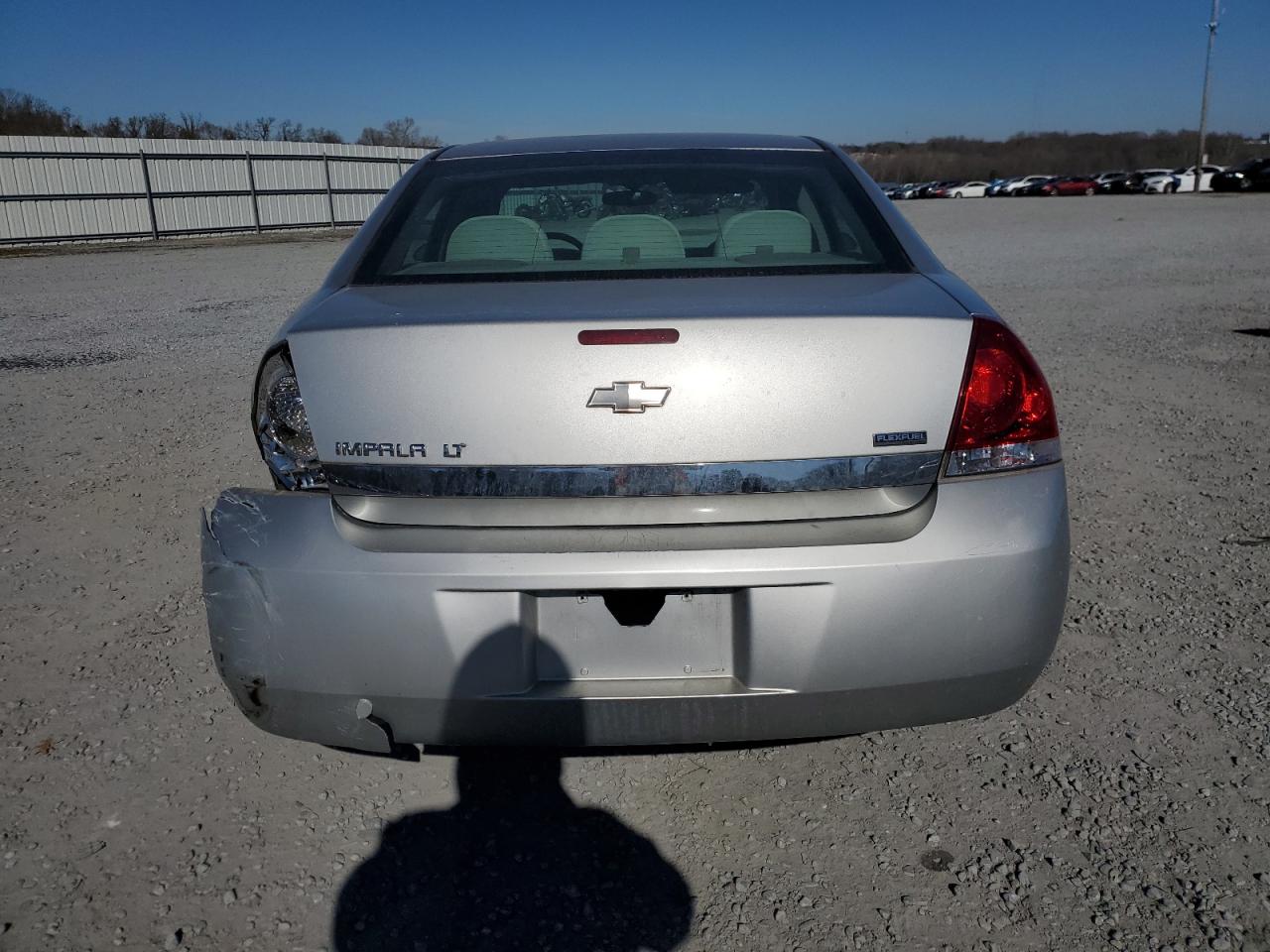 2011 Chevrolet Impala - Image 6