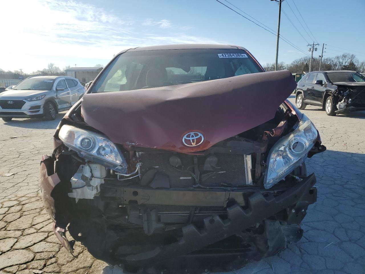 2017 Toyota Sienna - Image 5
