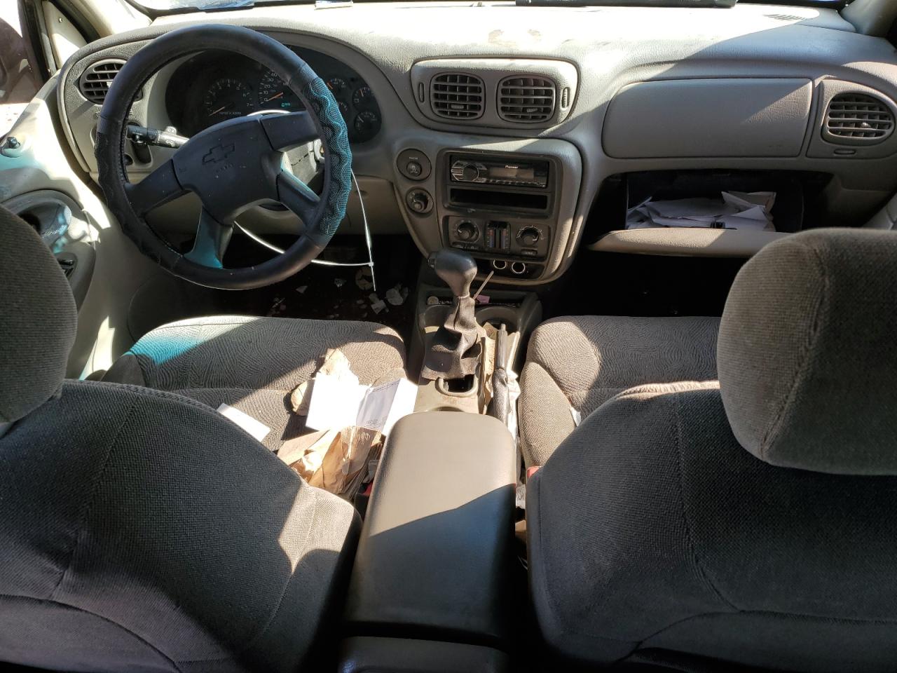 2002 Chevrolet TrailBlazer - Image 8