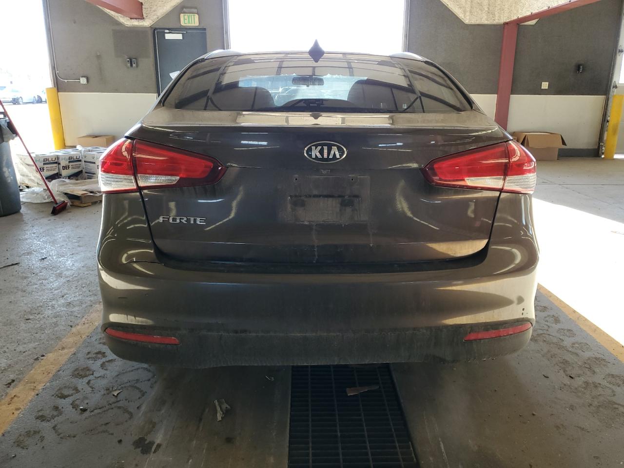 2018 Kia Forte - Image 6