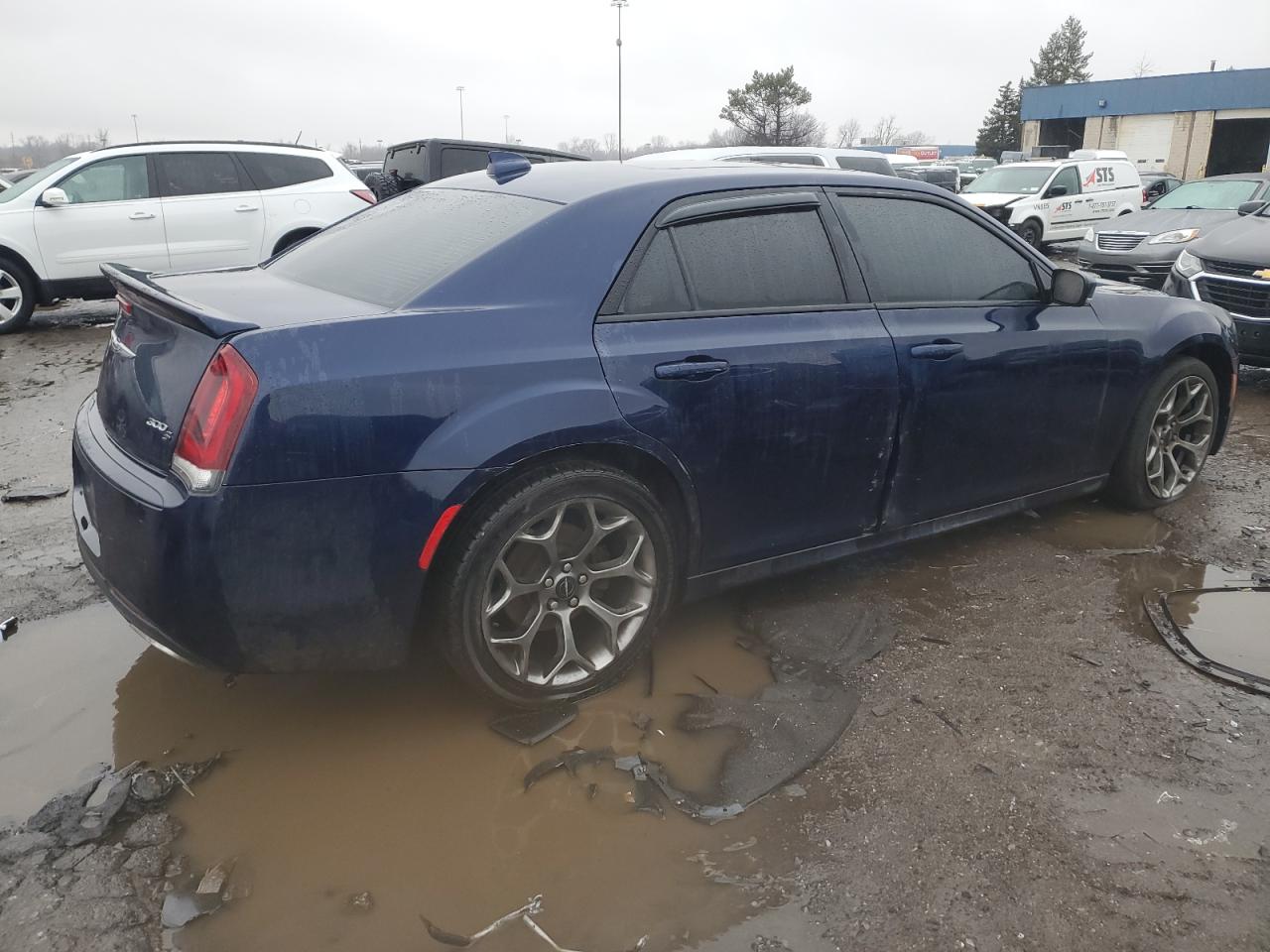 2015 Chrysler 300 - Image 3
