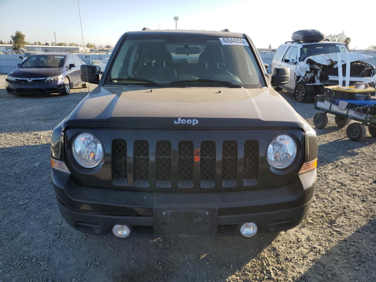2015 Jeep Liberty (Patriot) - Image 5