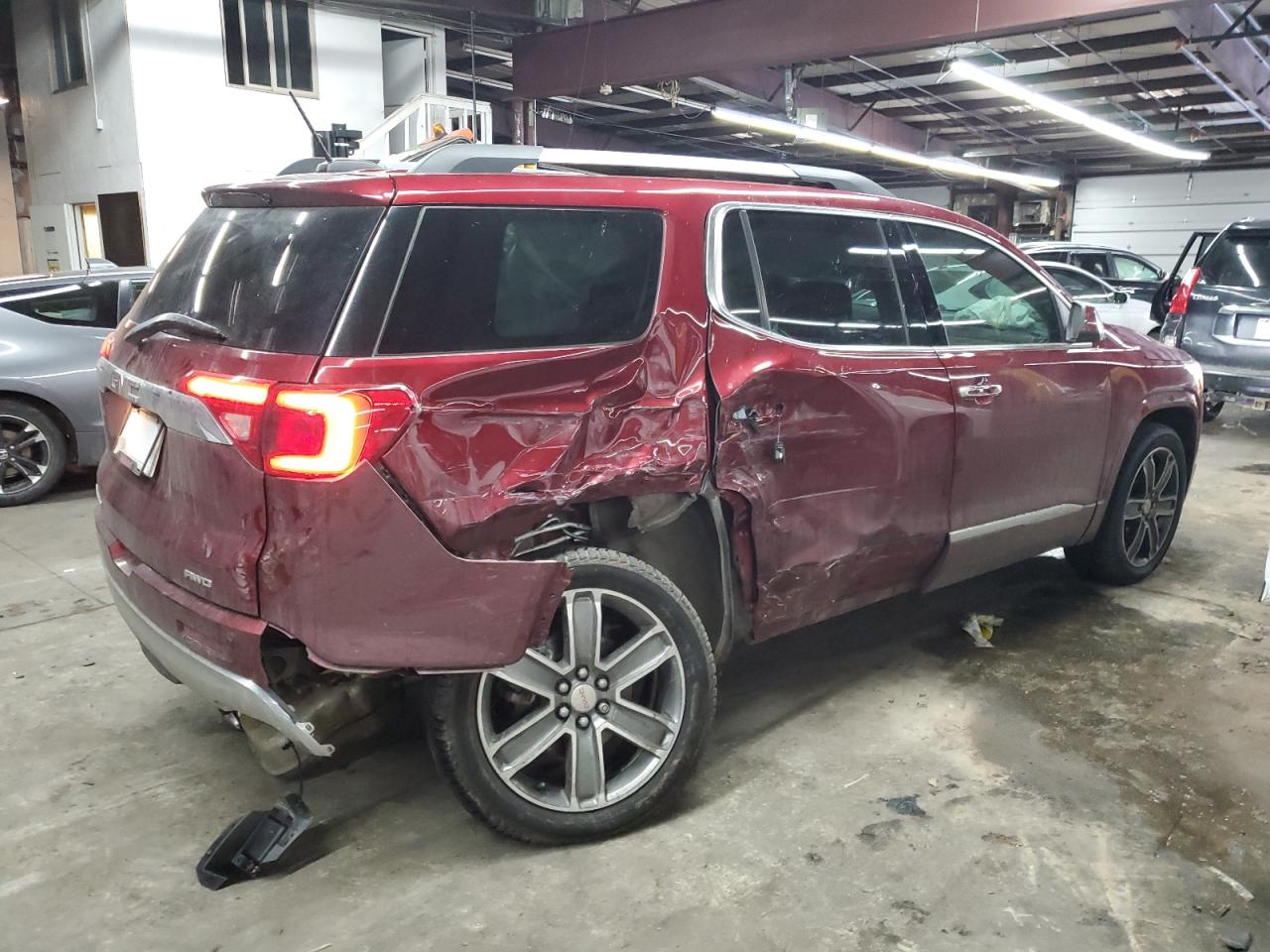 2017 GMC Acadia - Image 3