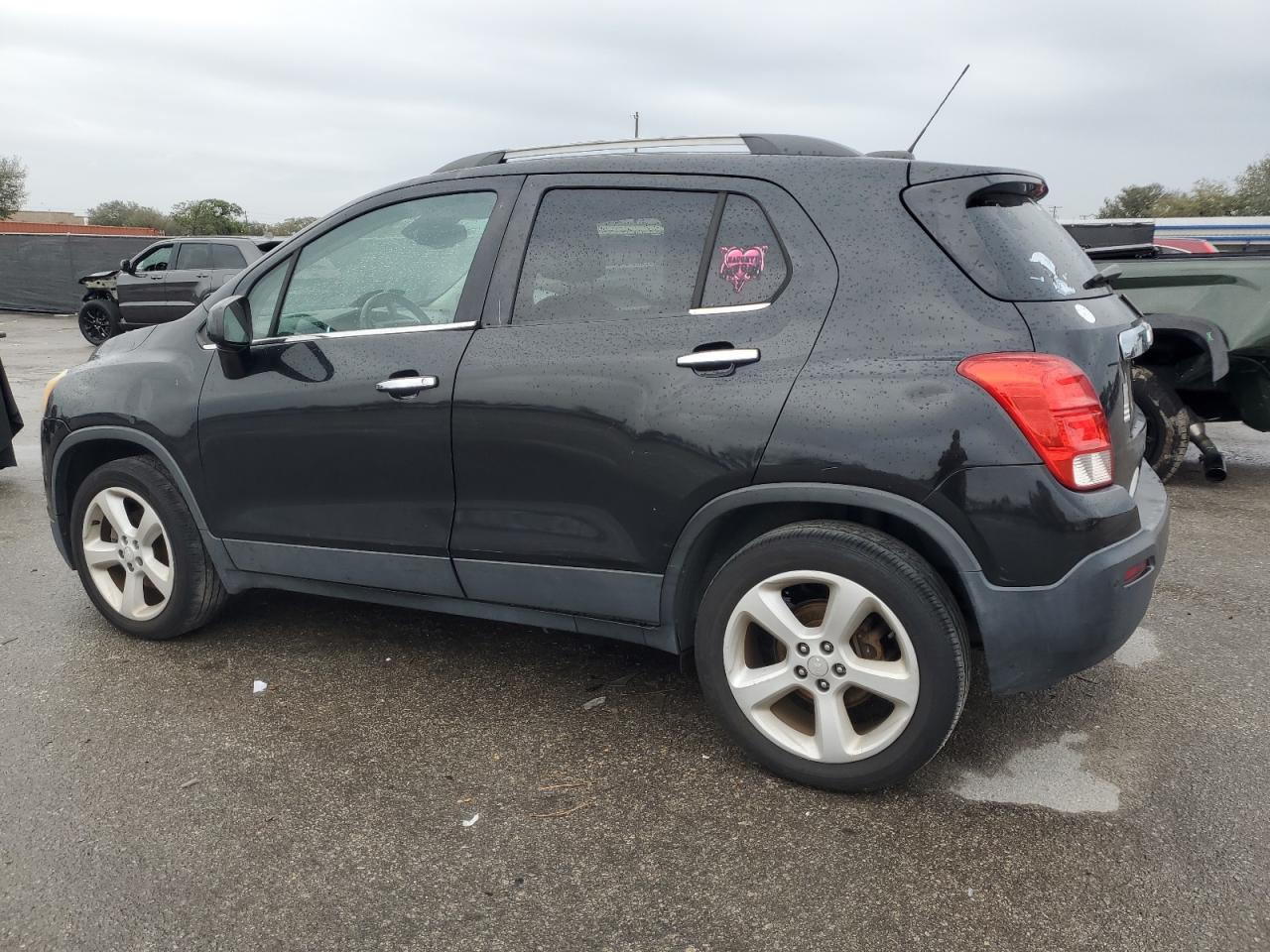 2015 Chevrolet Trax - Image 2