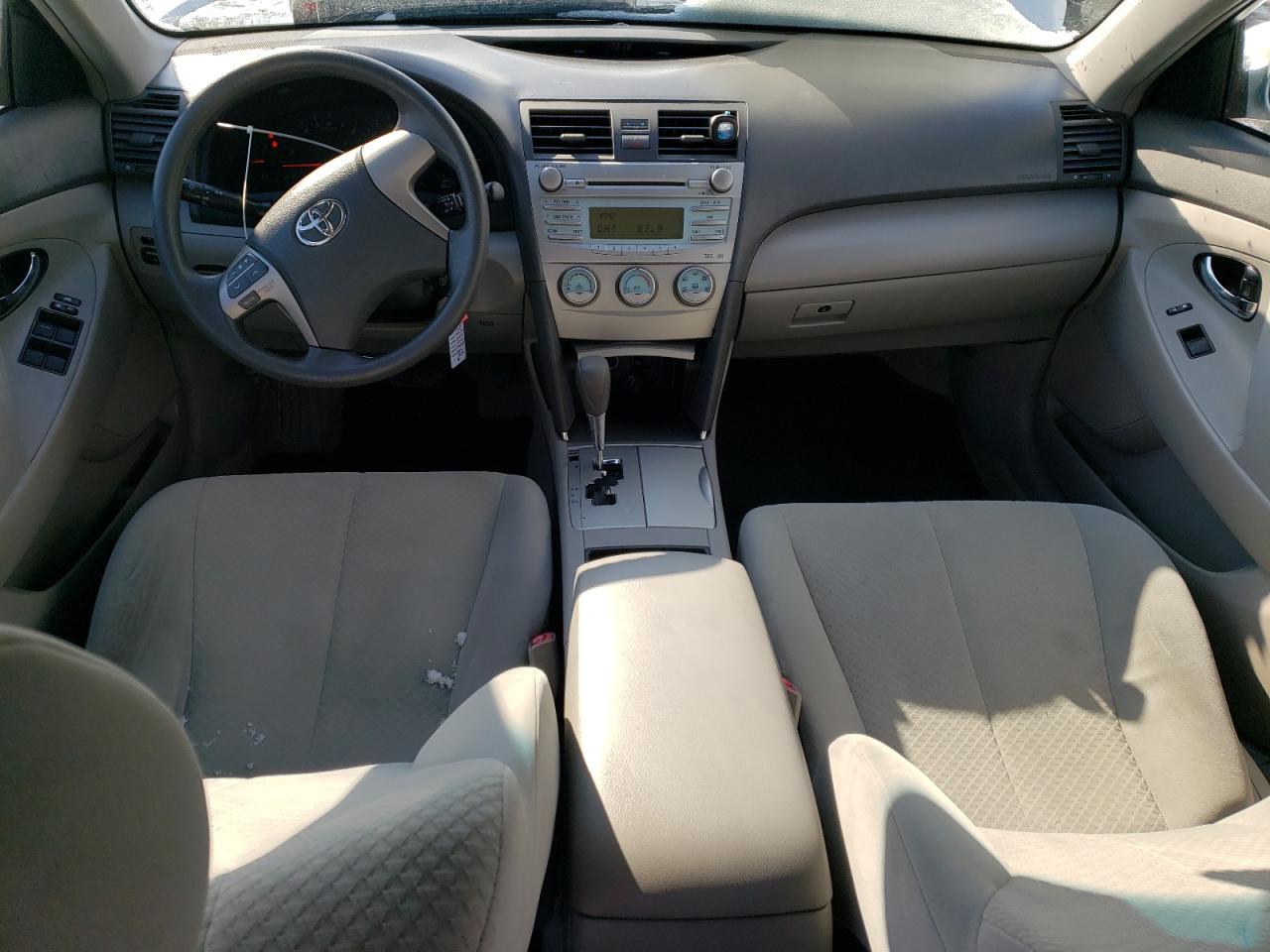 2009 Toyota Camry - Image 8