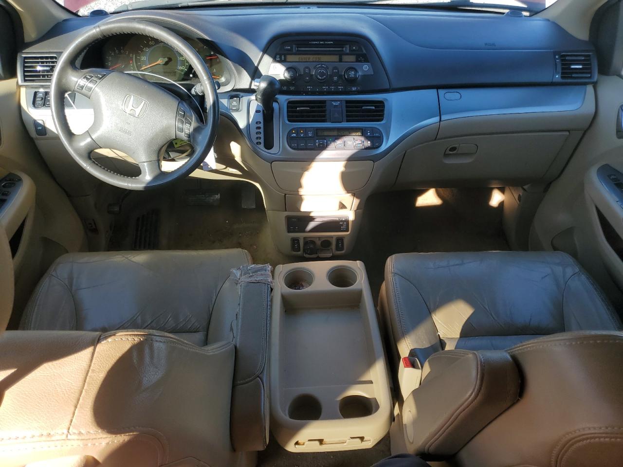 2010 Honda Odyssey - Image 8