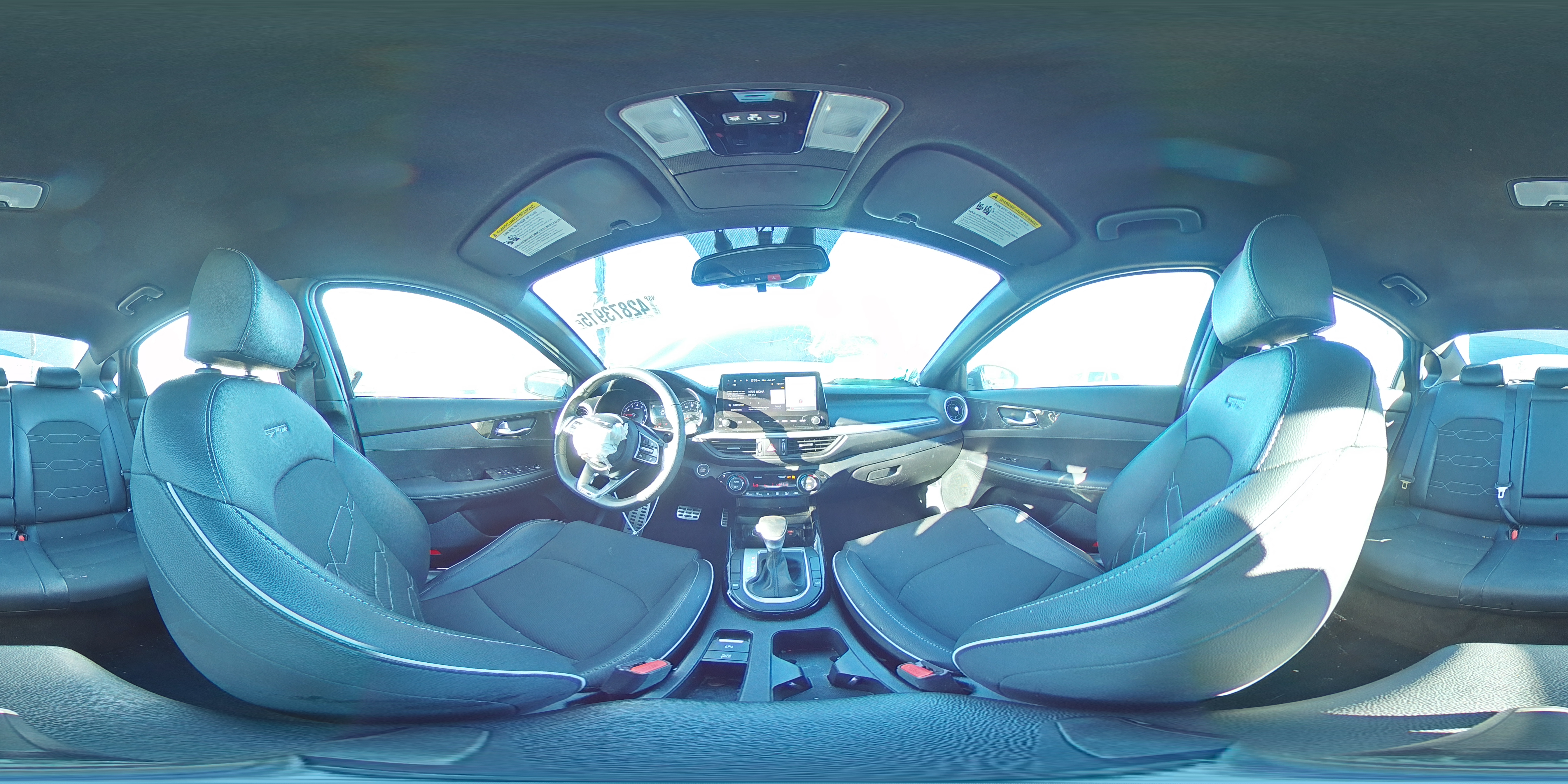 2024 Kia Forte - Image 13