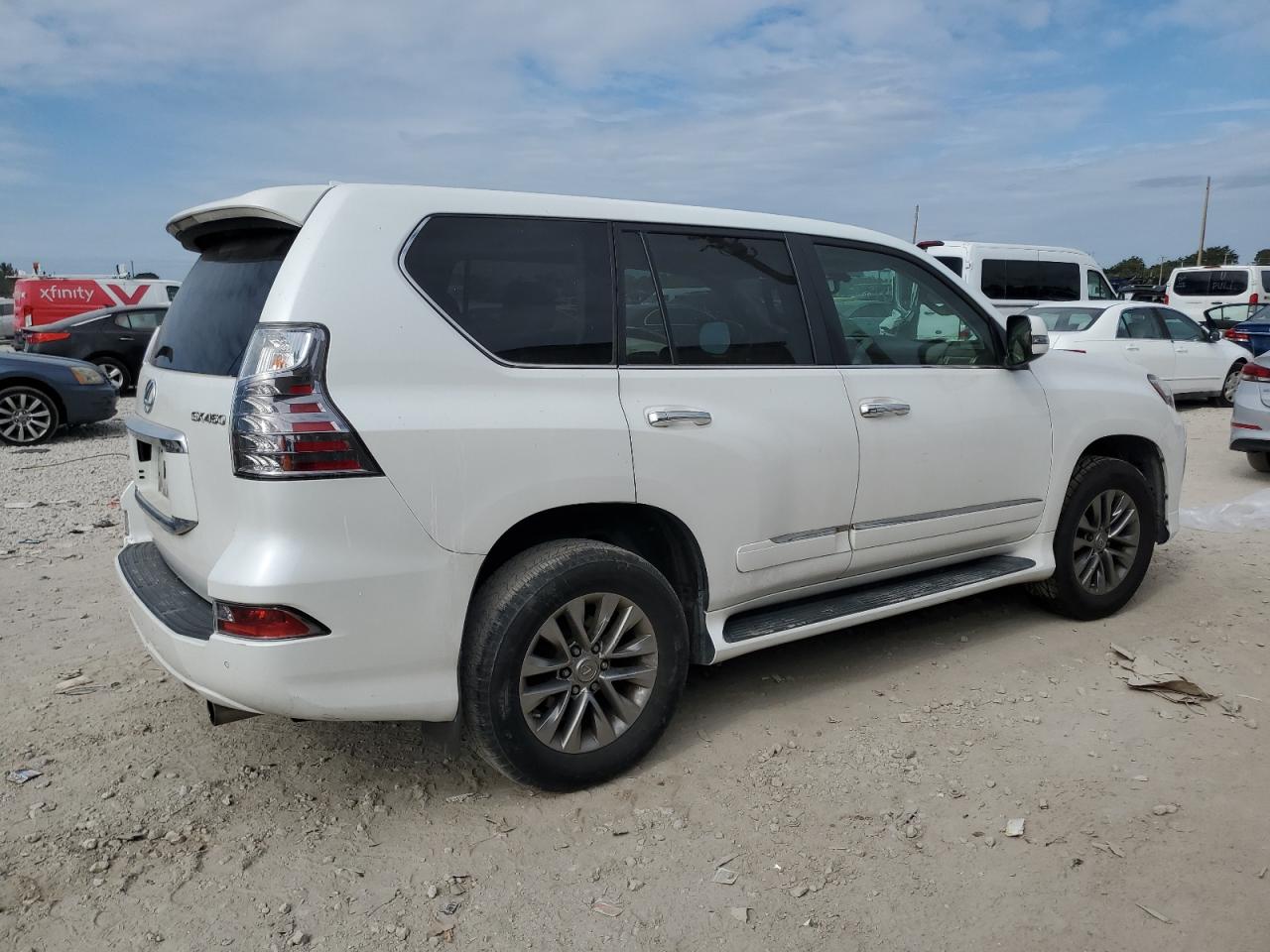 2016 Lexus GX - Image 3