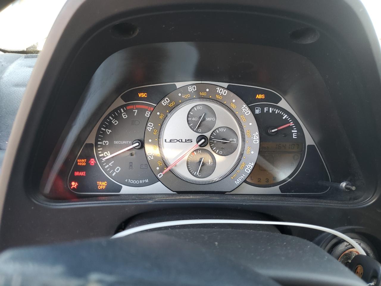 2005 Lexus IS - Image 9
