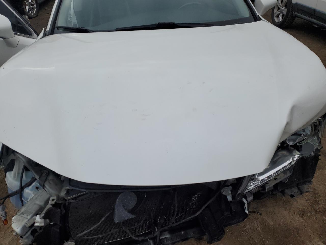 2014 Lexus ES - Image 11