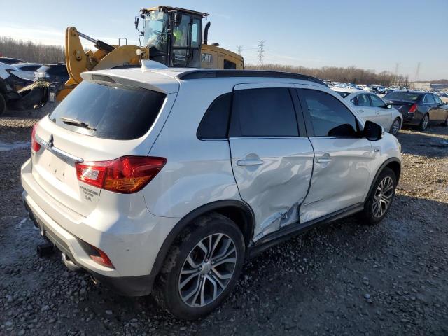  MITSUBISHI OUTLANDER 2018 Білий