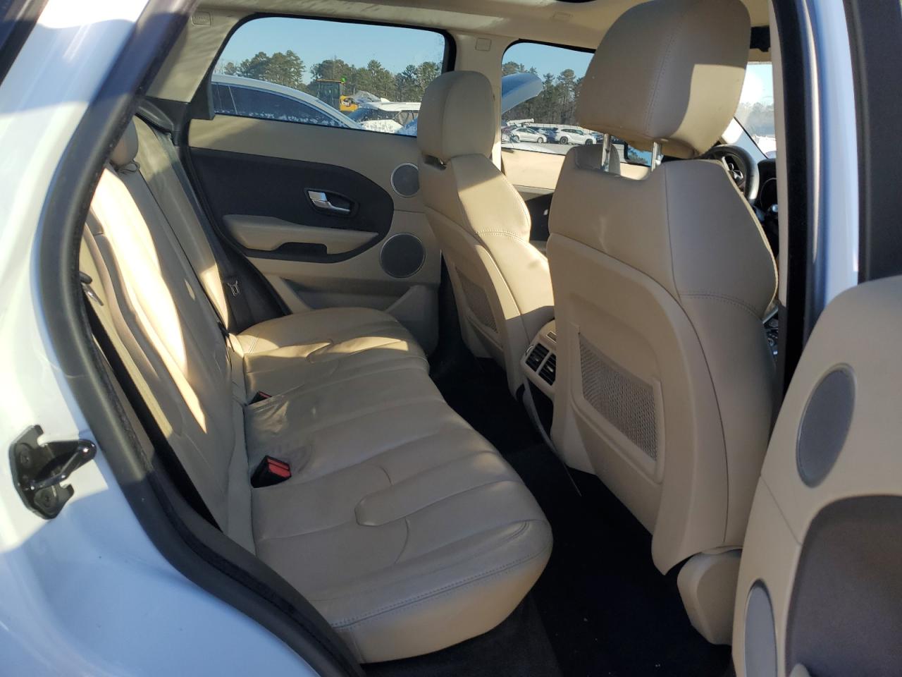 2014 Land Rover Range Rover - Image 11