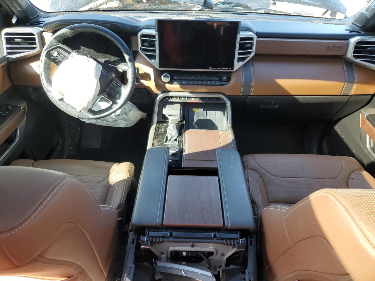 2022 Toyota Tundra - Image 8
