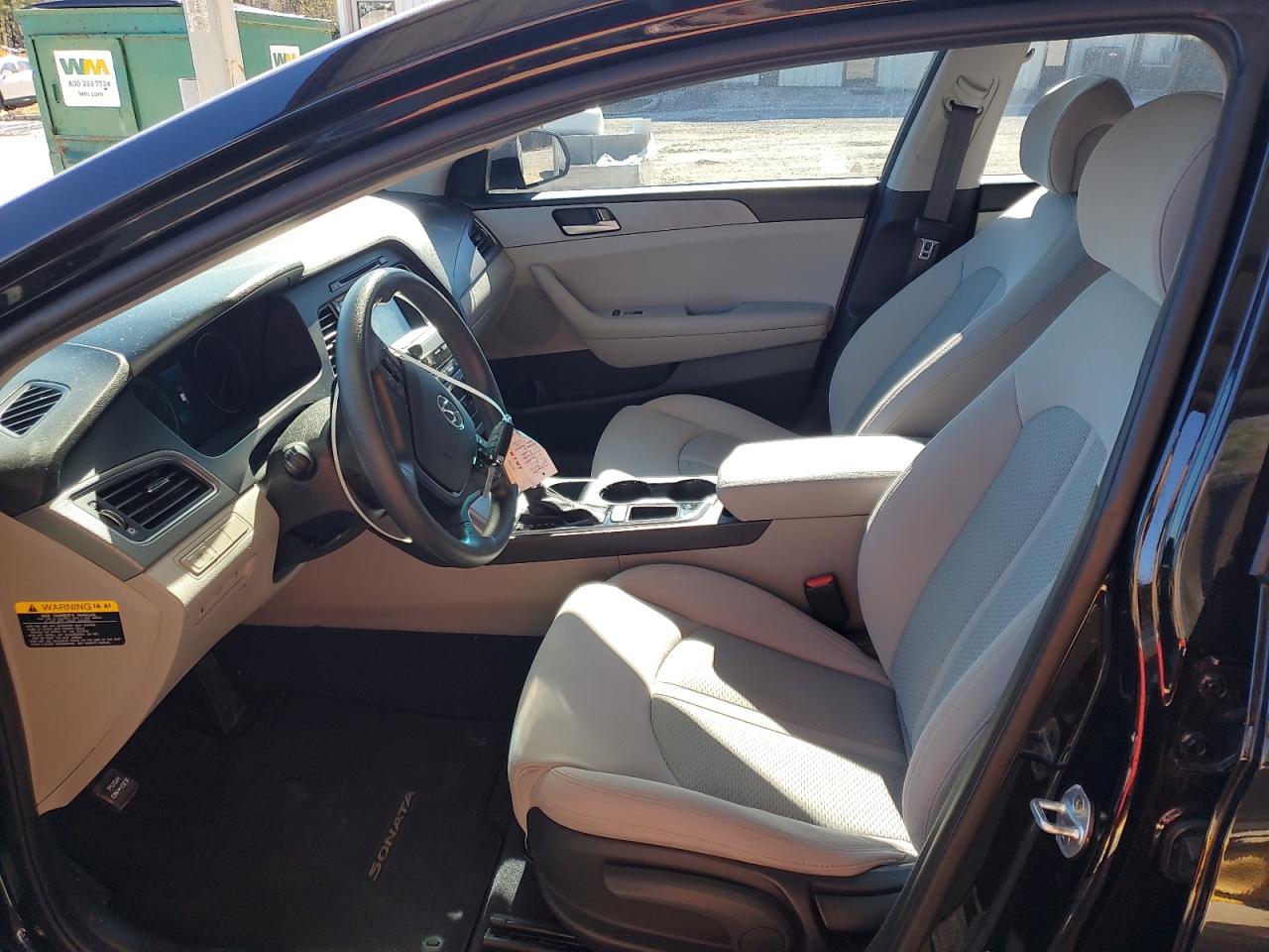 2017 Hyundai Sonata - Image 7