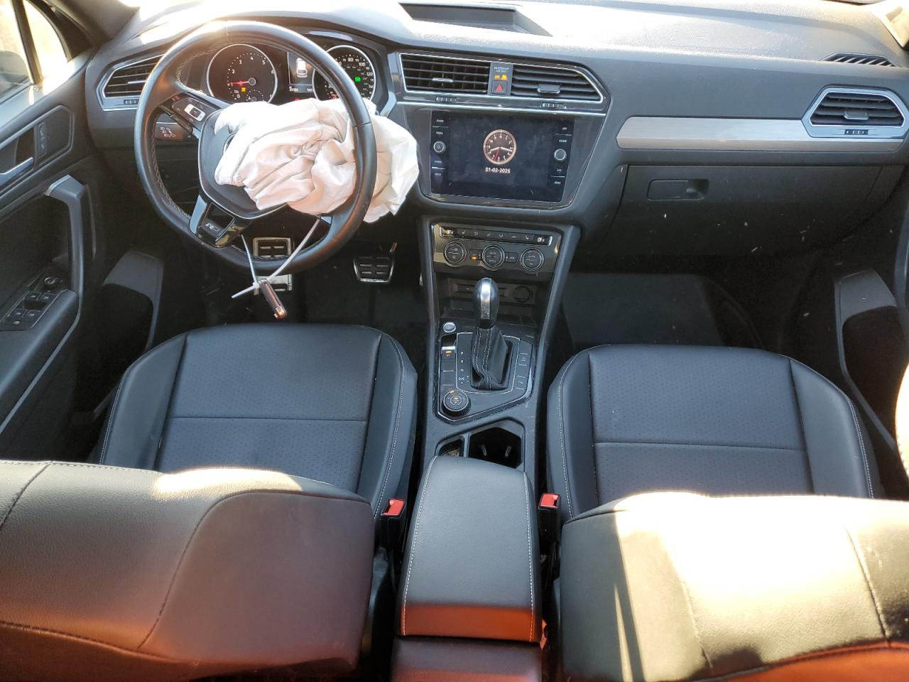 2021 Volkswagen Tiguan - Image 8