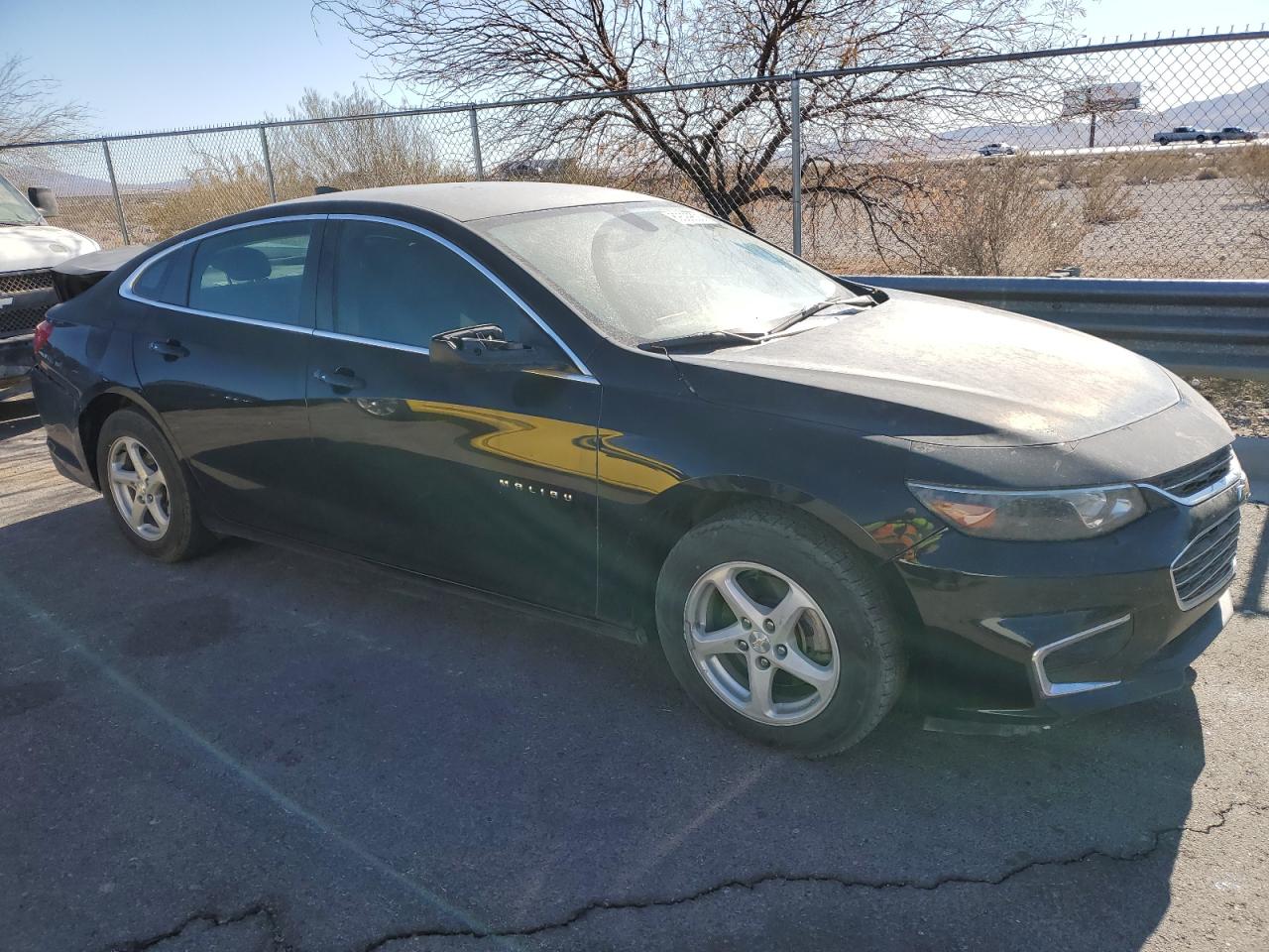 2016 Chevrolet Malibu - Image 4