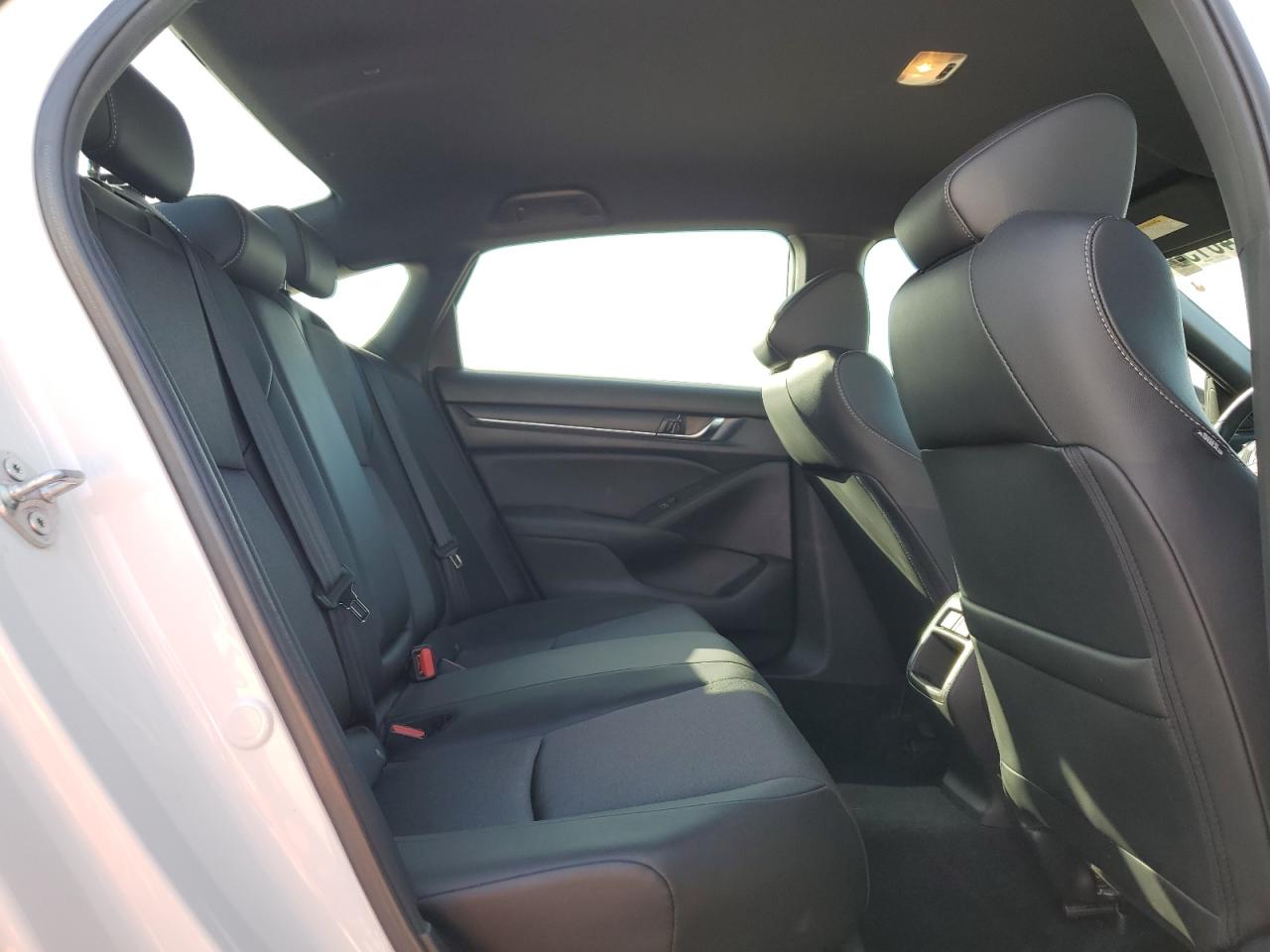2021 Honda Accord - Image 10
