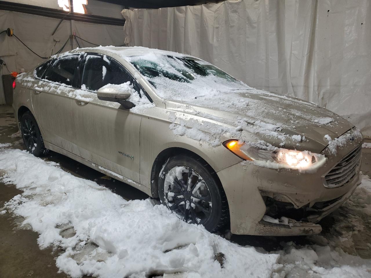 2019 Ford Fusion - Image 4