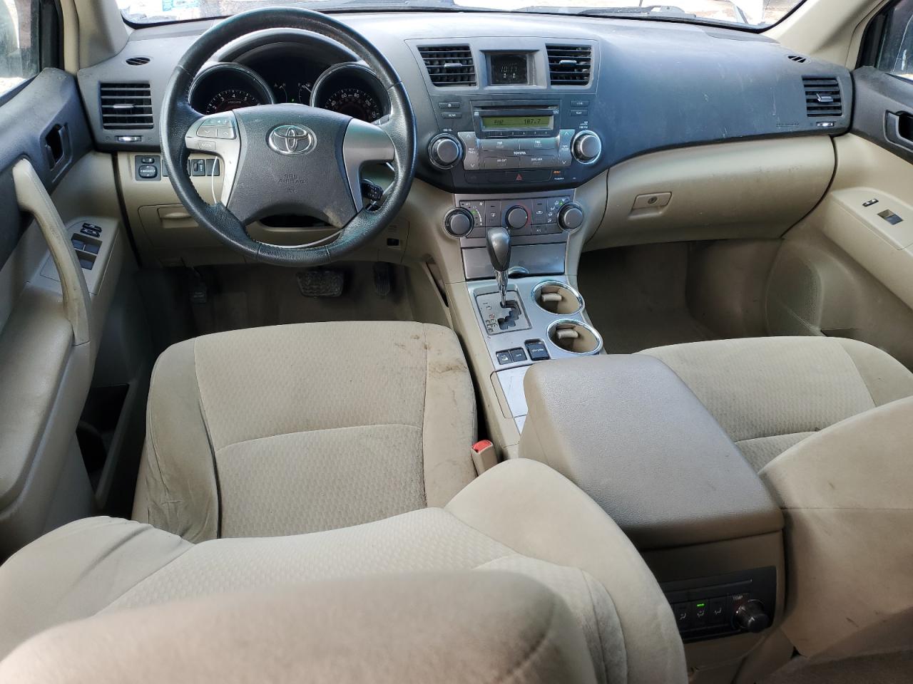 2010 Toyota Highlander - Image 8