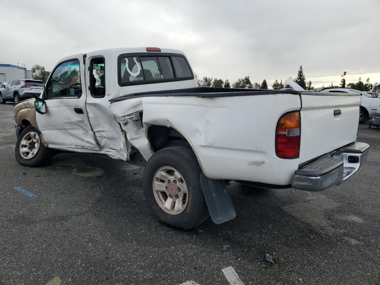 2000 Toyota Tacoma - Image 2
