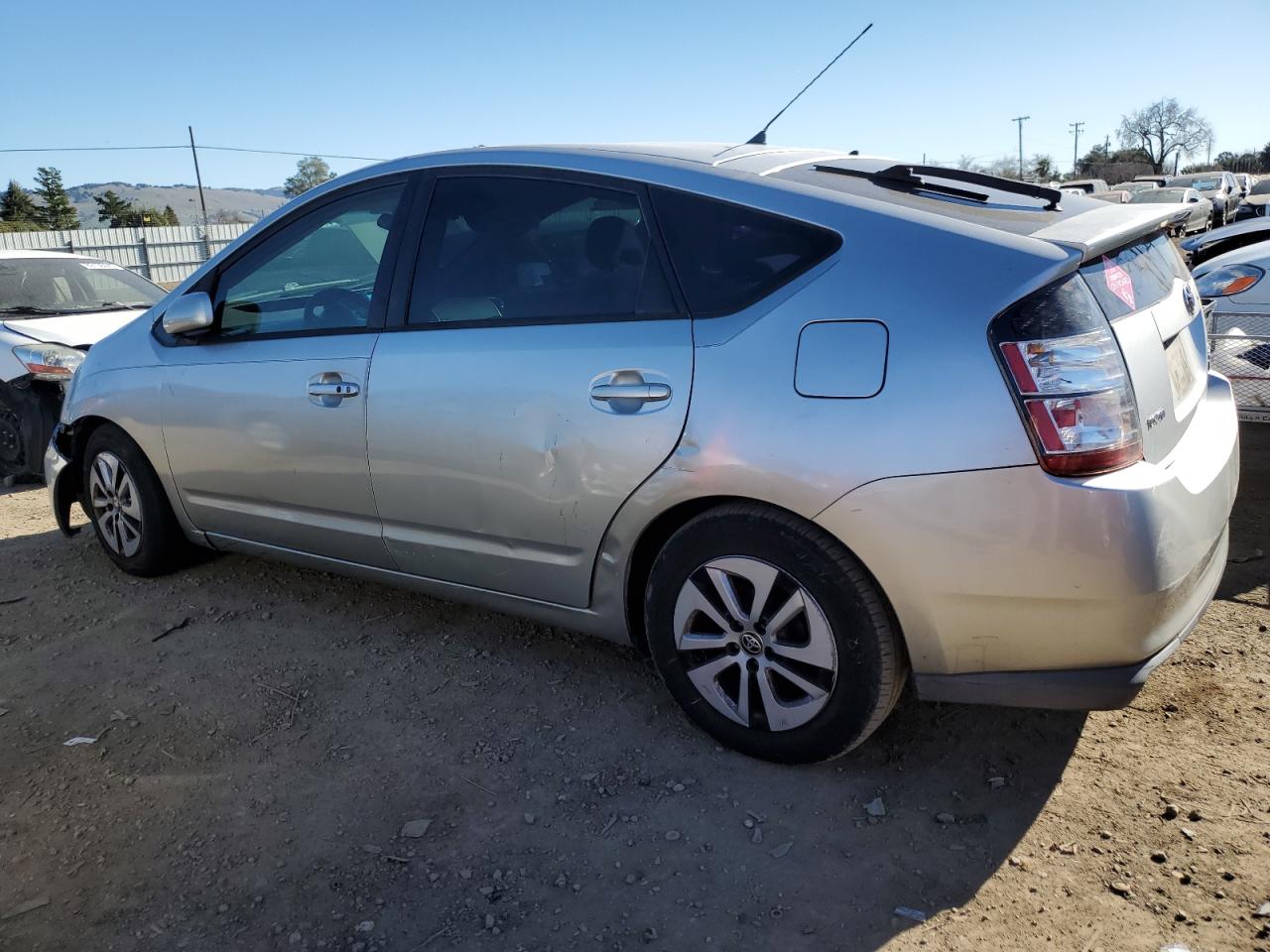 2005 Toyota Prius - Image 2