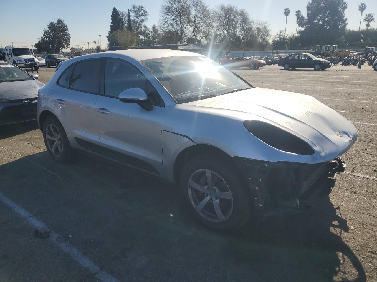 2018 Porsche Macan - Image 4