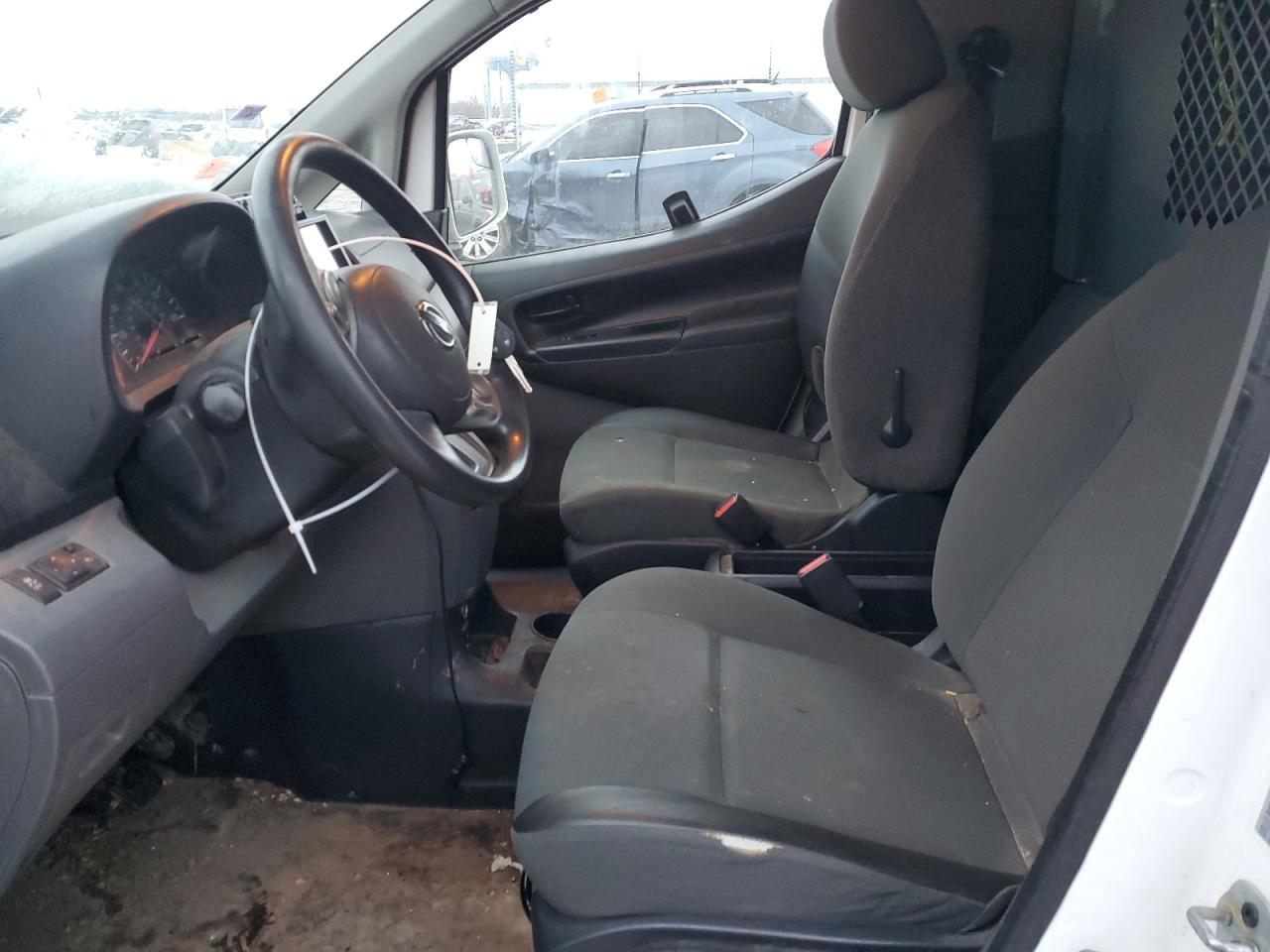 2015 Nissan NV - Image 7