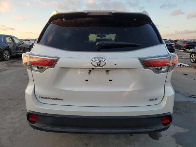  TOYOTA HIGHLANDER 2015 Белы