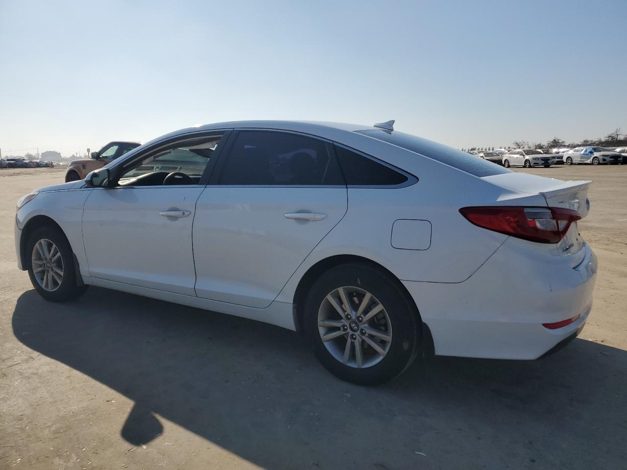 2015 Hyundai Sonata - Image 2