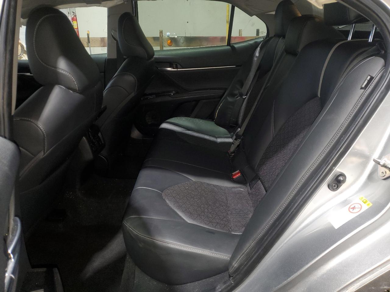 2018 Toyota Camry - Image 10