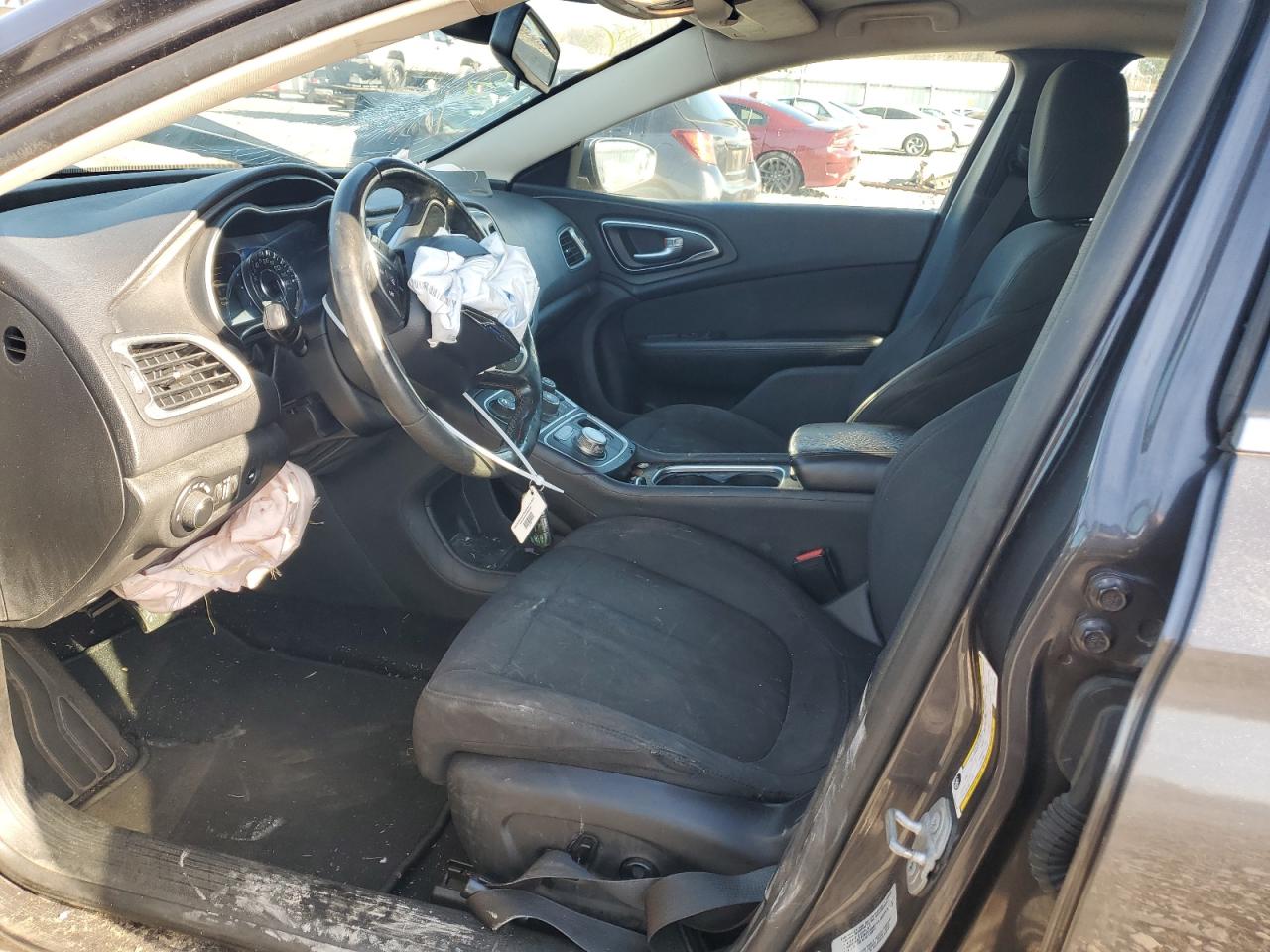 2015 Chrysler 200 - Image 7