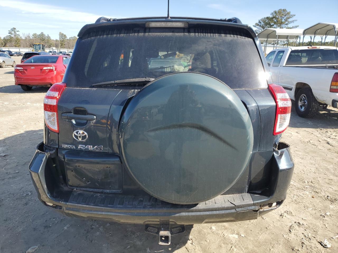 2010 Toyota RAV 4 - Image 6