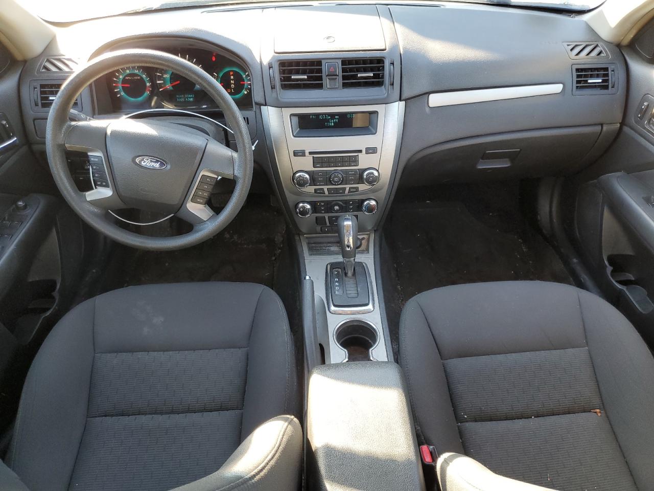 2010 Ford Fusion - Image 8