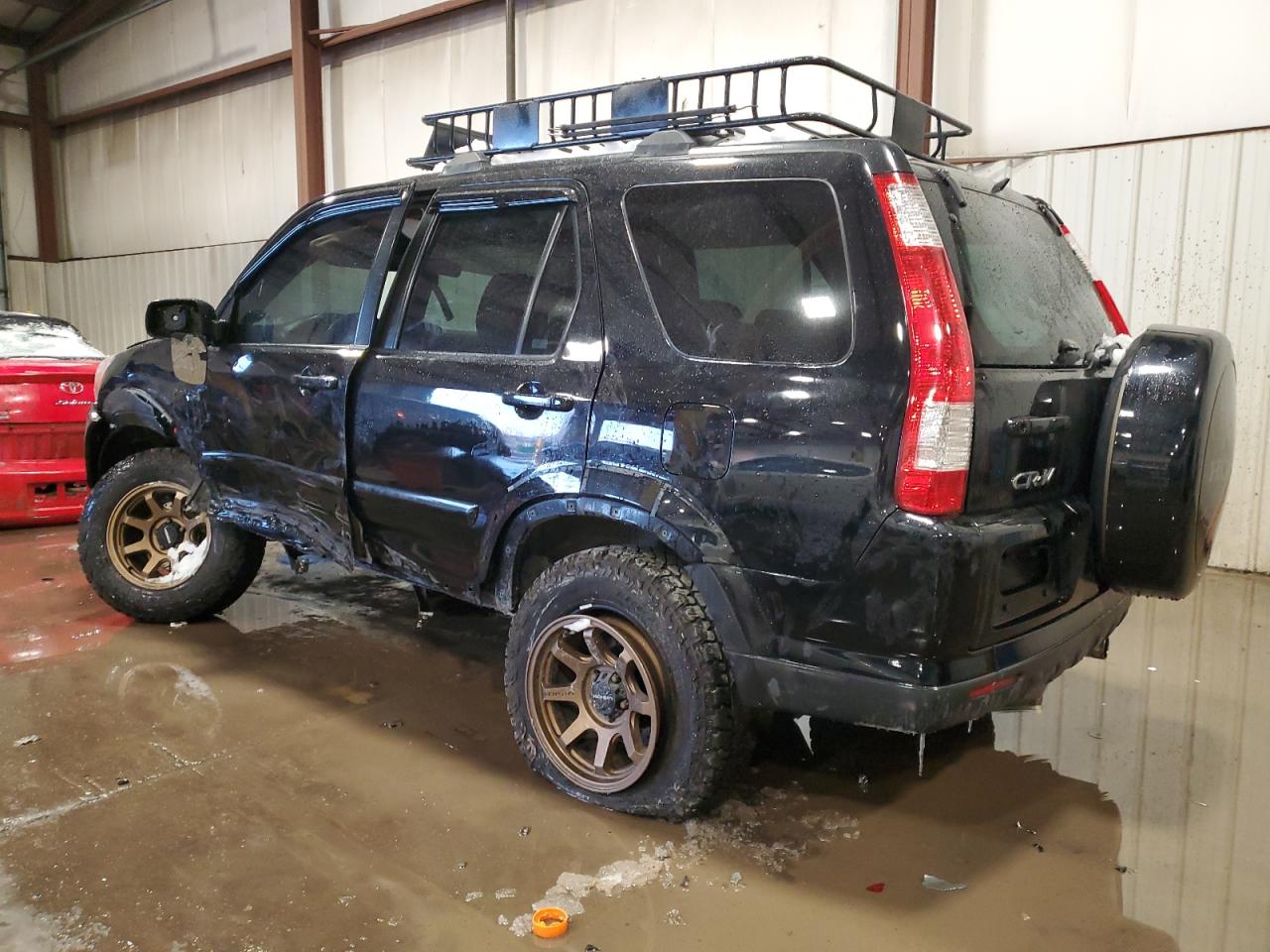 2005 Honda CR-V - Image 2