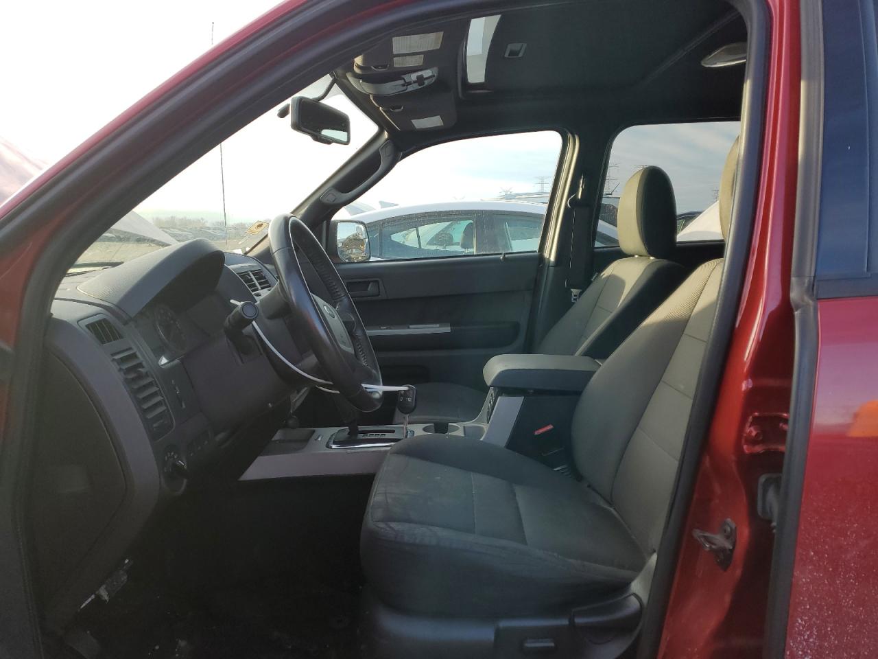 2011 Ford Escape - Image 7