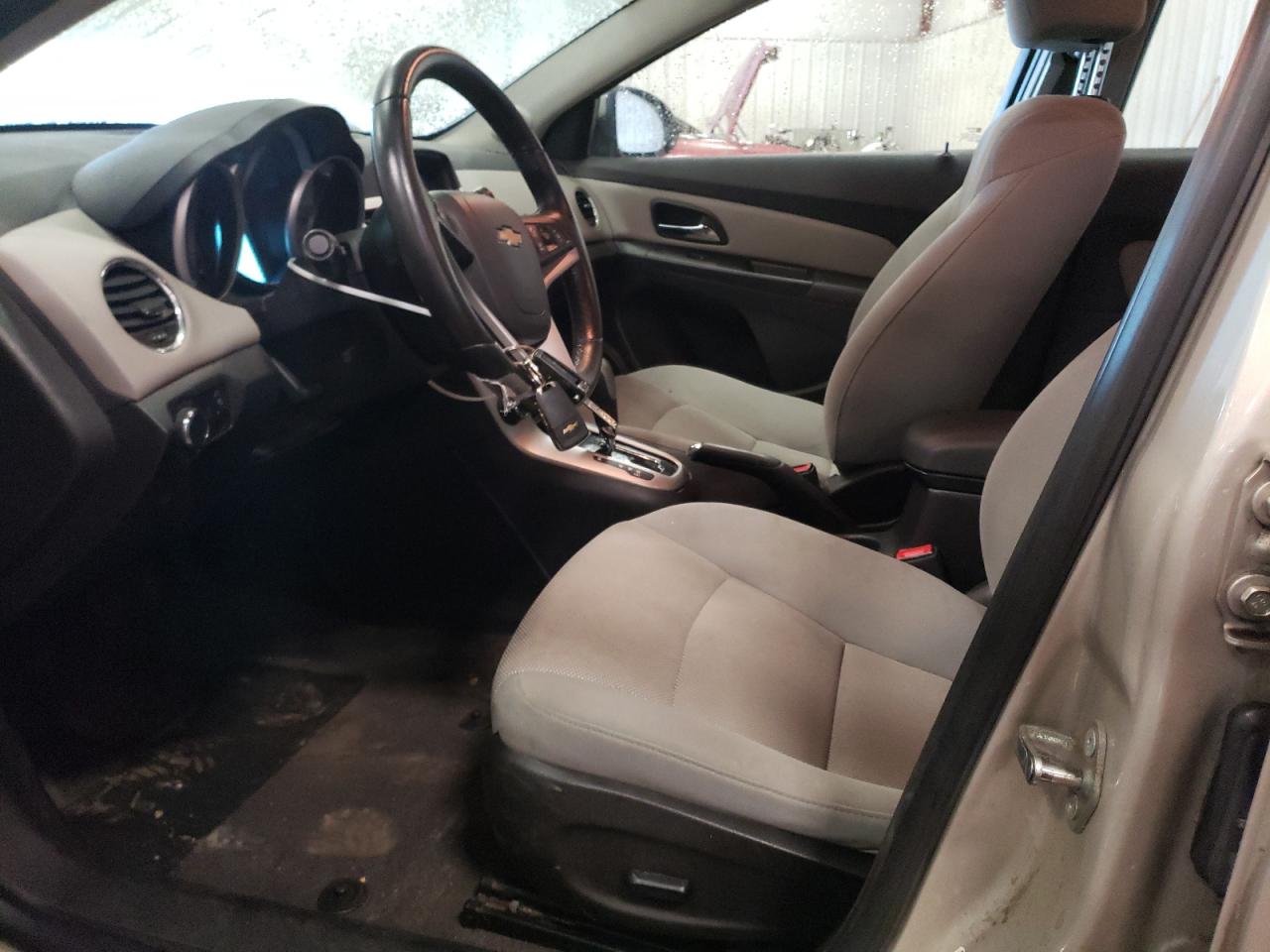 2014 Chevrolet Cruze - Image 7