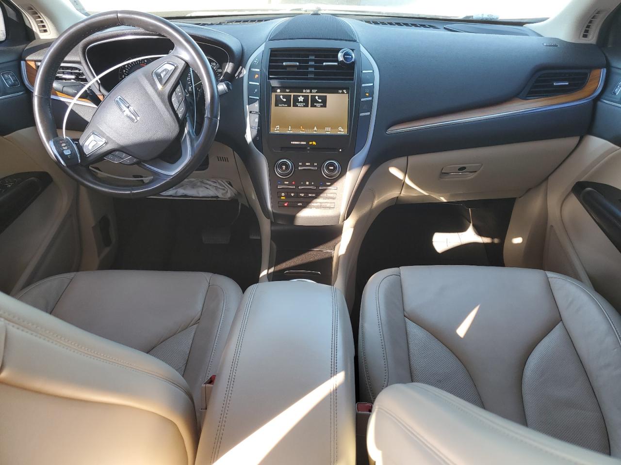 2019 Lincoln MKC - Image 8