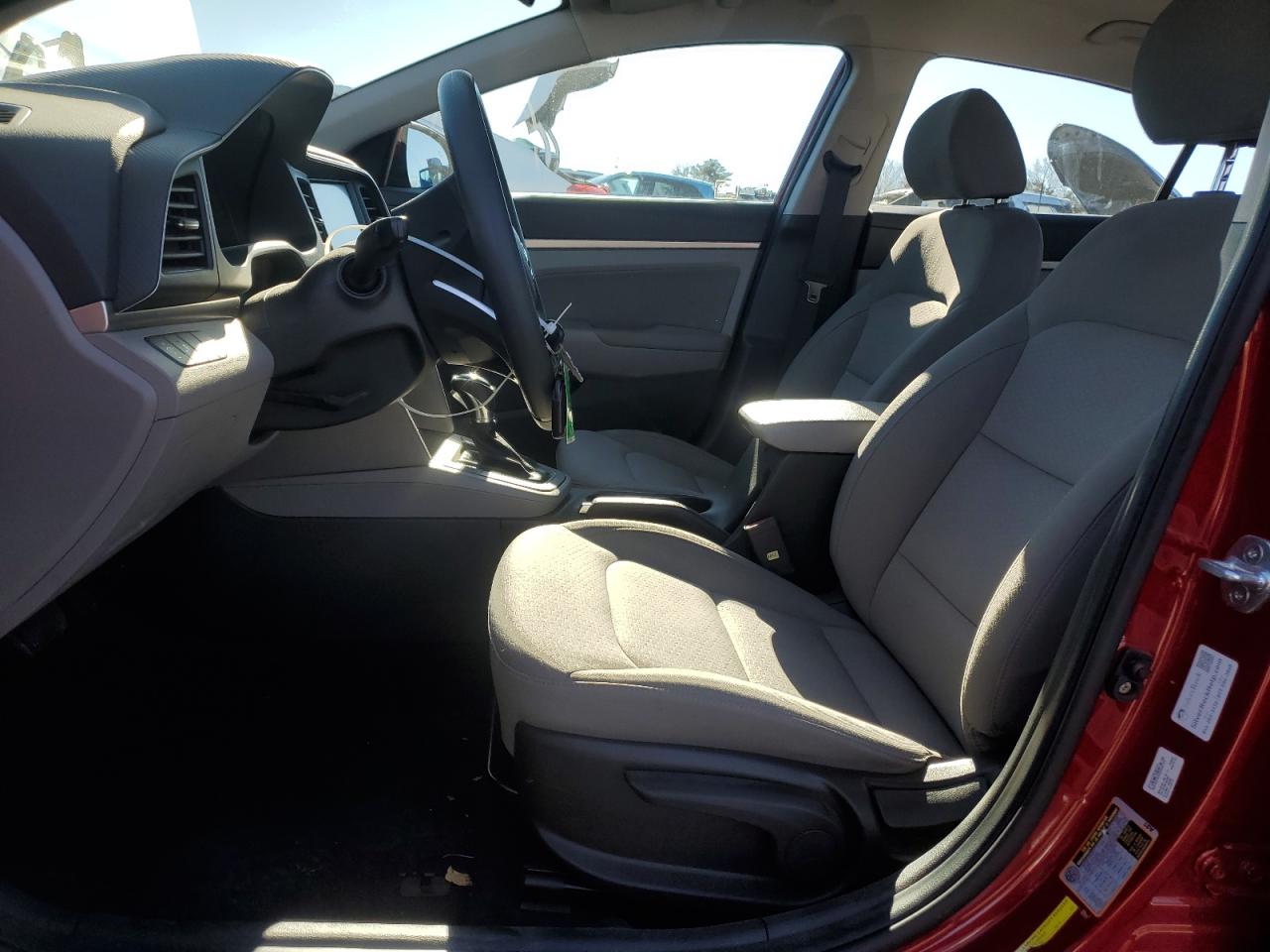 2020 Hyundai Elantra - Image 7