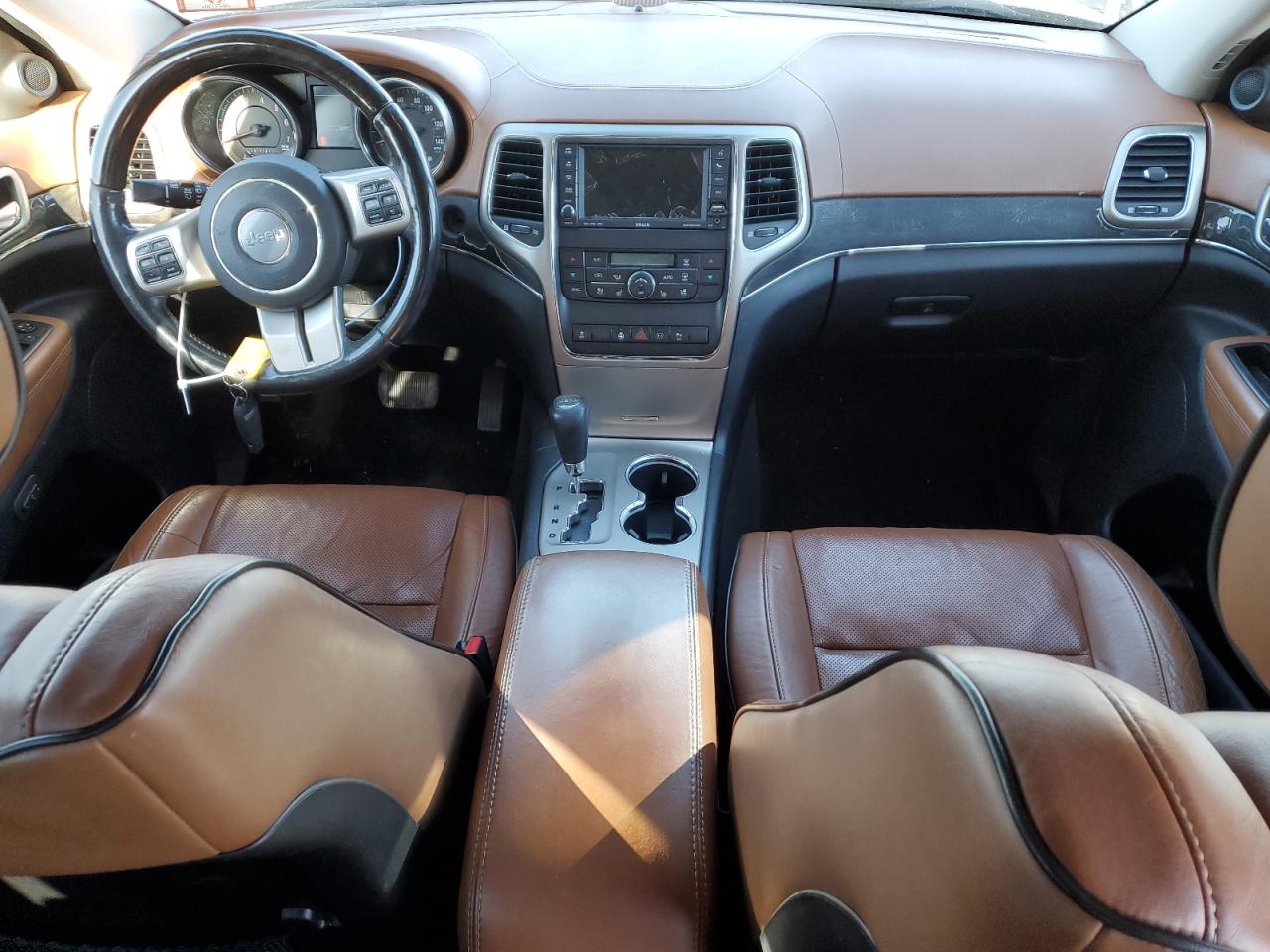 2012 Jeep Grand Cherokee - Image 8