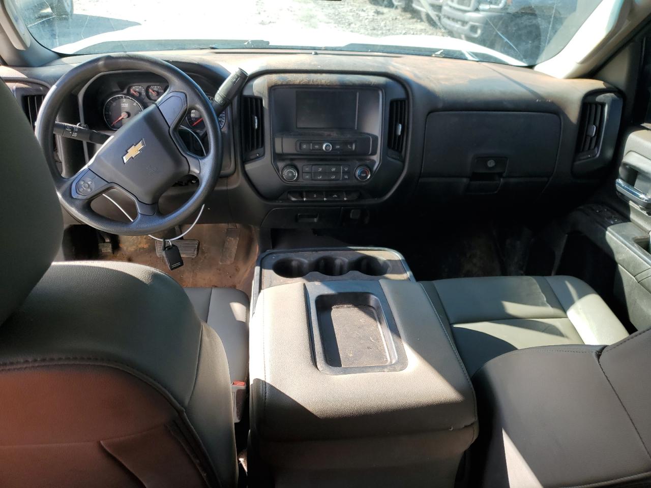 2019 Chevrolet Silverado - Image 8